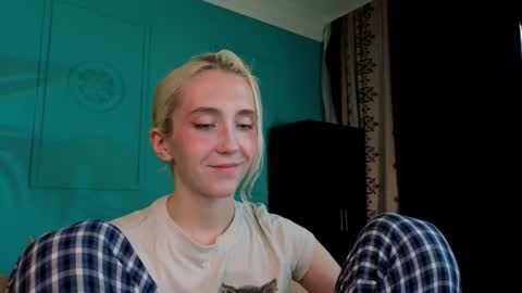 Elen  online show from July 5, 4:52 am
