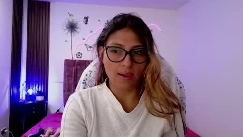 Elena online show from December 15, 12:23 pm