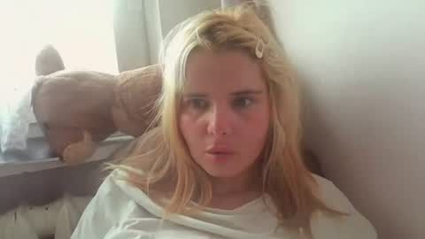 Elena online show from June 20, 4:46 pm