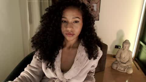 Elenna online show from December 11, 3:56 am