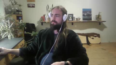 Snapshot of elephantfox chatting on January 14, 5:40 am fox online show from January 14, 5:40 am