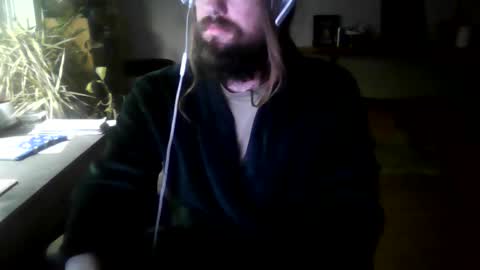 Snapshot of elephantfox chatting on October 12, 11:03 am fox online show from October 12, 11:03 am