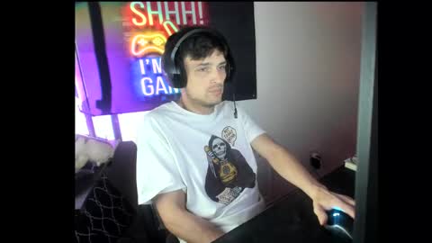 elephantrunkman online show from March 10, 4:28 am