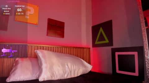 ELETTRA online show from April 10, 2:17 am