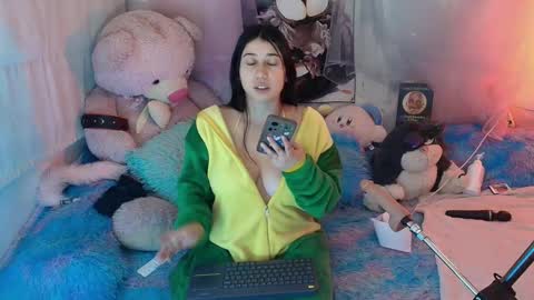 miu  online show from February 17, 3:38 am