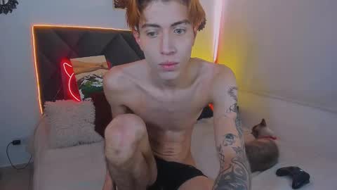 eliann_adam online show from February 14, 6:19 pm