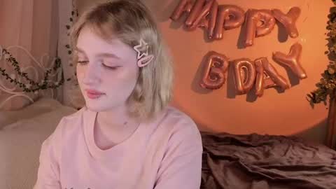 Ellie online show from April 9, 5:33 am