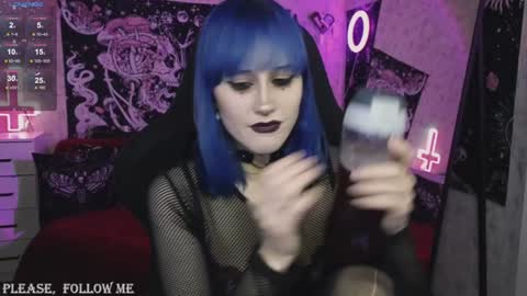 Snapshot of elika_kay chatting on December 3, 10:23 pm MORE ME online show from December 3, 10:23 pm