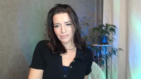 Snapshot of elinapretty chatting on September 25, 11:23 pm Elina online show from September 25, 11:23 pm