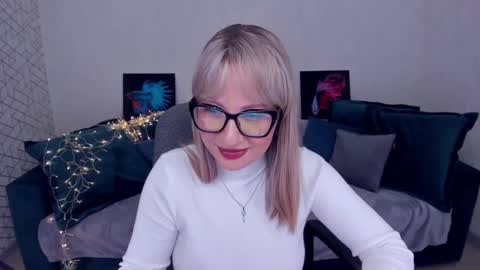 Elisabeth online show from February 21, 8:05 pm