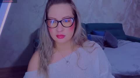 Elisabeth online show from October 17, 9:52 pm