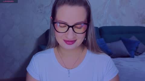 Elisabeth online show from October 6, 8:37 pm