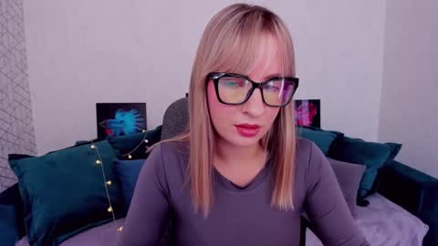 Elisabeth online show from February 9, 12:08 pm