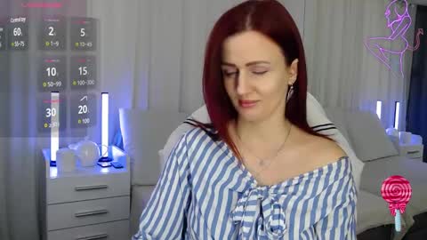 Snapshot of elisajanex chatting on February 1, 8:47 pm elisajanex online show from February 1, 8:47 pm