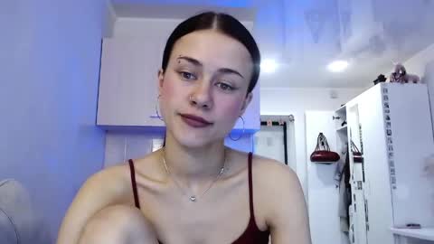 Elis online show from April 20, 5:54 am