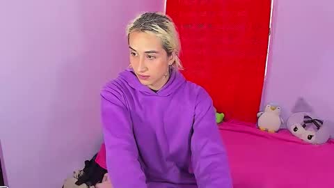 elisdarling online show from January 15, 5:22 pm