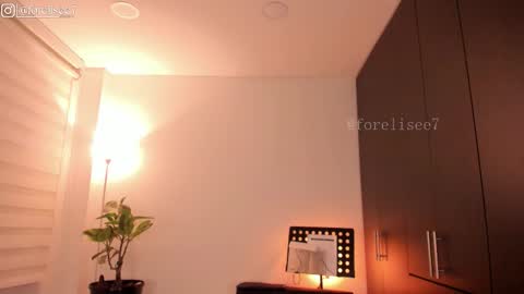 Eli online show from November 26, 4:43 am