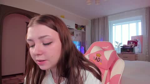 Snapshot of elisejays chatting on January 25, 10:29 am Elise online show from January 25, 10:29 am