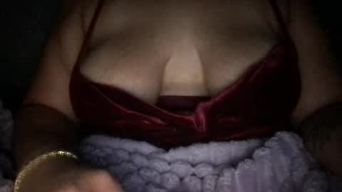 Snapshot of eliterd chatting on September 30, 4:56 am eliterd online show from September 30, 4:56 am