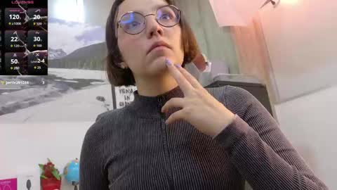Eliza online show from April 30, 8:57 pm