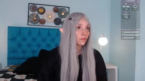 Eliza online show from October 31, 9:48 pm