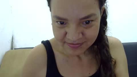 Elizabeth Martinez  online show from February 24, 2:09 pm