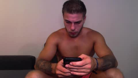 Snapshot of elkafit28 chatting on September 18, 7:07 pm elkafit28 online show from September 18, 7:07 pm