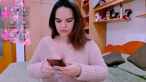 Snapshot of ella_diamonds chatting on September 29, 5:39 am Ella online show from September 29, 5:39 am