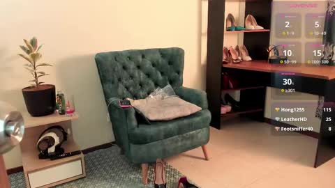 ellabaker online show from March 7, 4:12 am