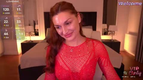 Ella online show from July 5, 9:00 pm