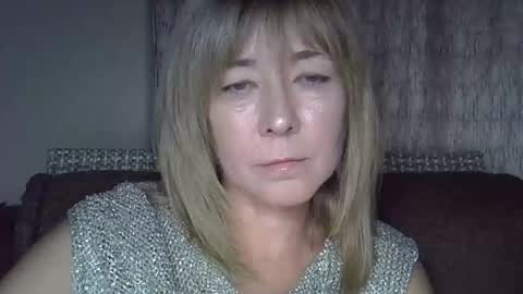 Snapshot of ellajohnsonx chatting on September 21, 4:44 pm ellajohnsonx online show from September 21, 4:44 pm
