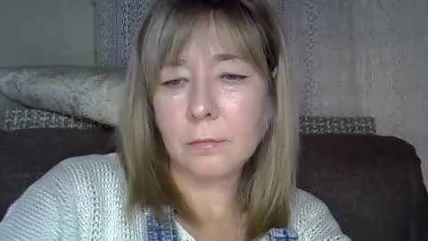 Snapshot of ellajohnsonx chatting on October 4, 2:37 pm ellajohnsonx online show from October 4, 2:37 pm