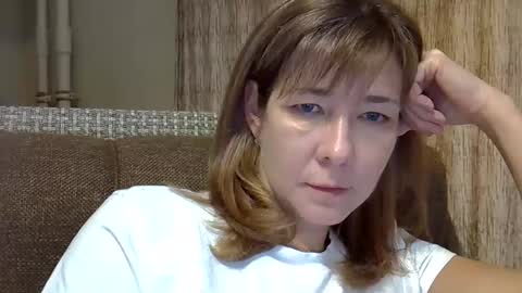 Snapshot of ellajohnsonx chatting on December 1, 4:32 pm ellajohnsonx online show from December 1, 4:32 pm