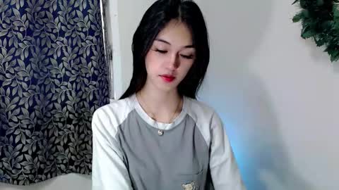 ELLA online show from October 27, 11:05 pm