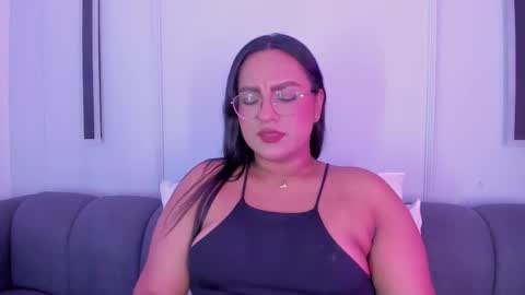 Ella online show from November 21, 11:52 am