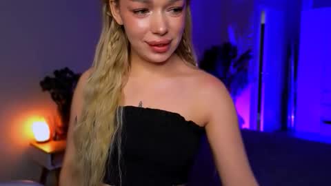 Ella online show from March 14, 6:06 am