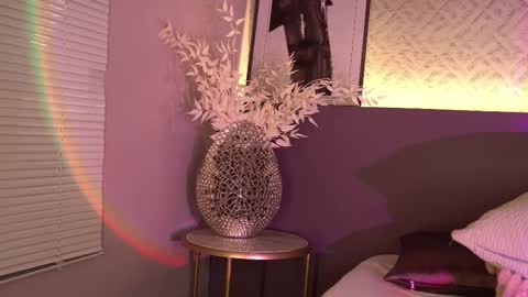 Snapshot of ellediane chatting on March 10, 4:07 am Elle Diane online show from March 10, 4:07 am