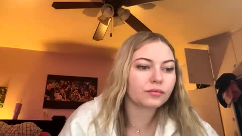 ellejess online show from February 25, 2:42 pm