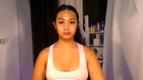 ellie online show from April 19, 7:31 am