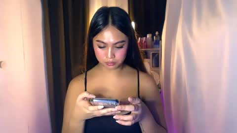 ellie online show from July 19, 3:42 am