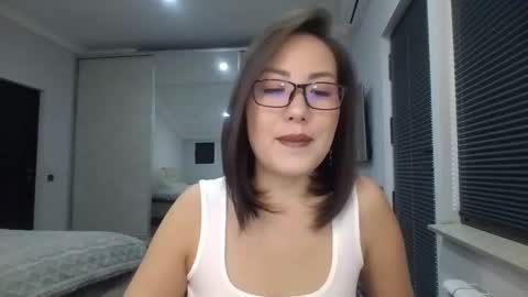 elliesoft online show from November 18, 8:17 am