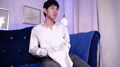 Elliot online show from January 13, 11:34 pm