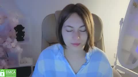 Snapshot of elma_lily chatting on September 27, 6:11 am elma_lily online show from September 27, 6:11 am