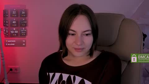 Snapshot of elma_lily chatting on October 3, 6:43 am elma_lily online show from October 3, 6:43 am