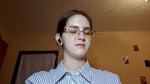 Kate online show from April 6, 2:40 pm