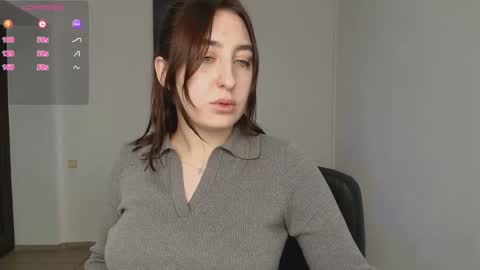 Snapshot of elmirapowers chatting on December 26, 12:27 pm elmirapowers online show from December 26, 12:27 pm