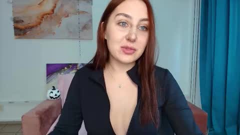 Snapshot of elmirapowers chatting on October 18, 12:20 pm elmirapowers online show from October 18, 12:20 pm