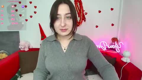 Snapshot of elmirapowers chatting on February 17, 1:11 pm elmirapowers online show from February 17, 1:11 pm
