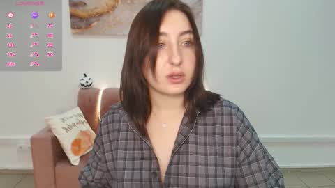 Snapshot of elmirapowers chatting on December 7, 3:47 pm elmirapowers online show from December 7, 3:47 pm
