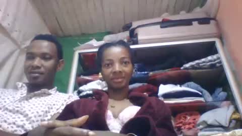 elodynarcisse online show from December 17, 5:25 am